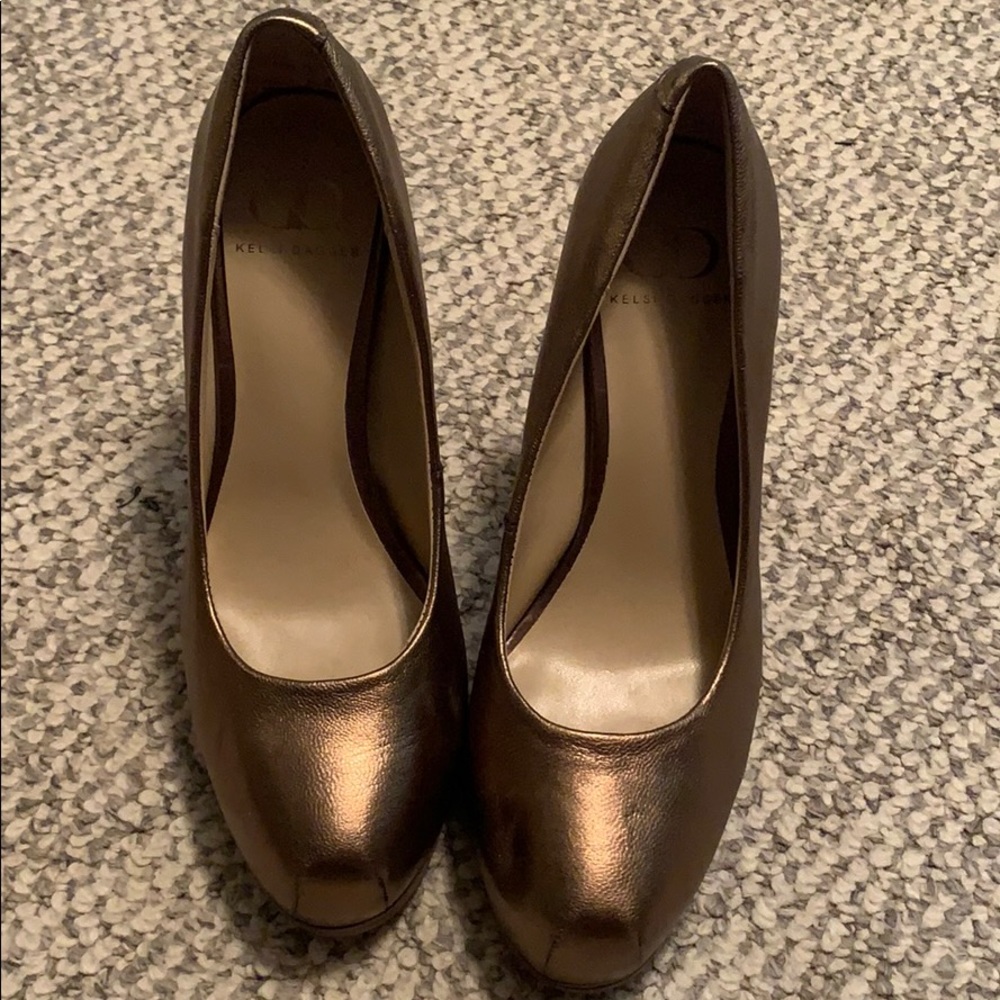 Kelsi Dagger Gold Heels